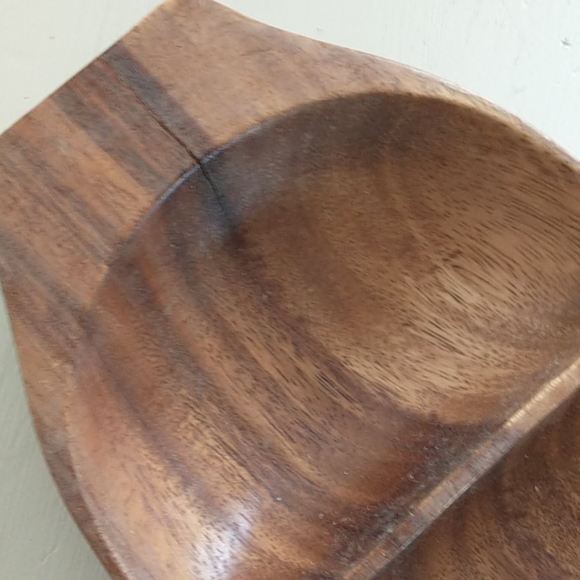 hand-carved 3 section wooden bowl - Picture 4 of 16